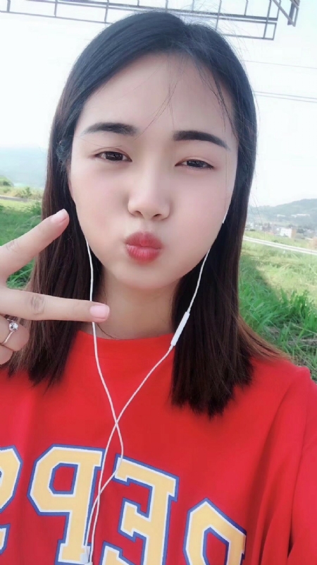 深拥必定温暖的第一张照片--邯郸相亲服务中心