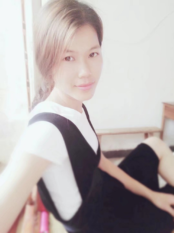 婷婷的第一张照片--邯郸相亲服务中心