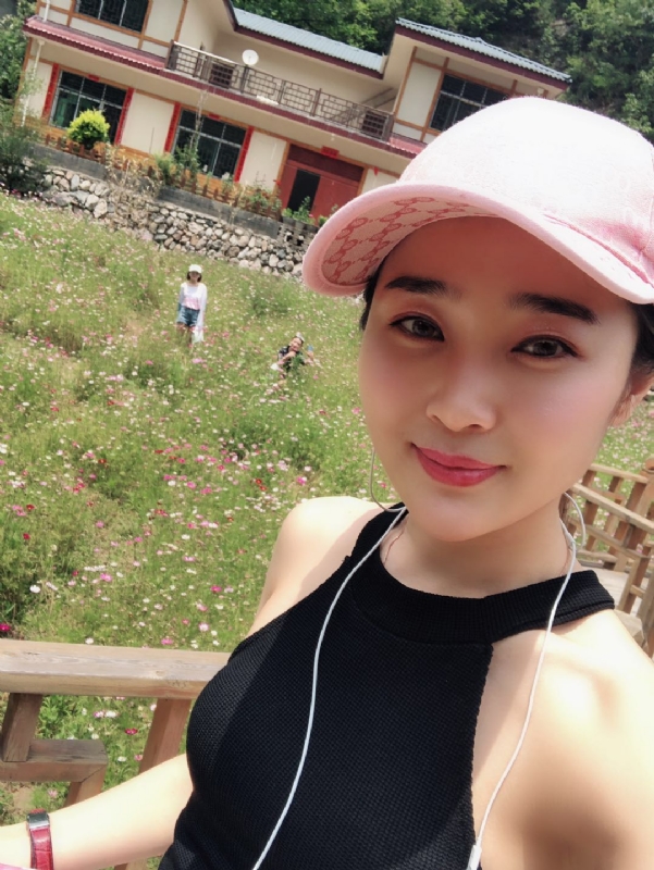 诗琪的第二张照片--邯郸相亲服务中心