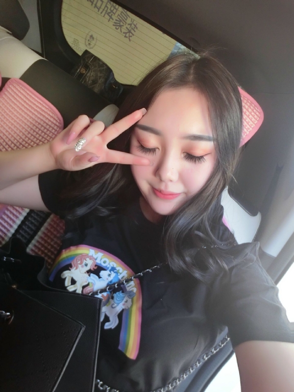 佳怡的第四张照片--邯郸相亲服务中心