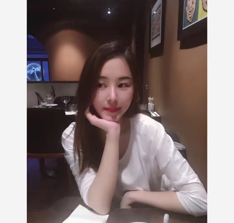 筱月悦的第一张照片--邯郸相亲服务中心