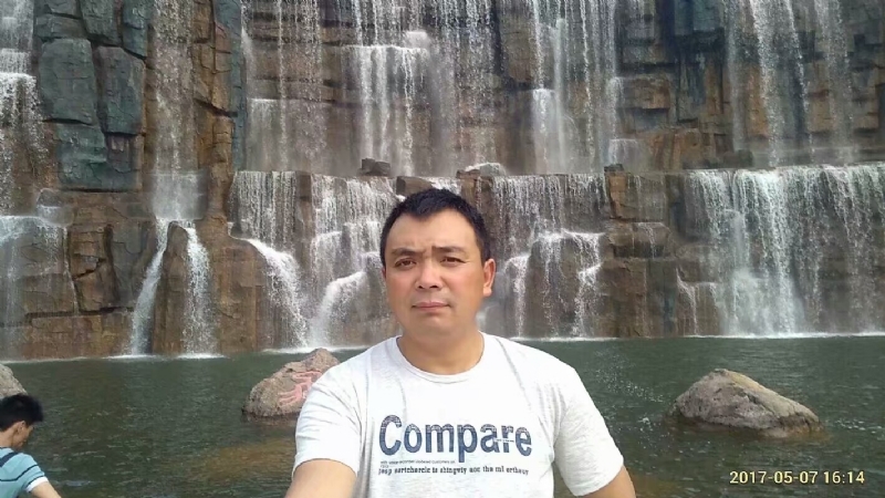 平淡的第一张照片--邯郸相亲服务中心