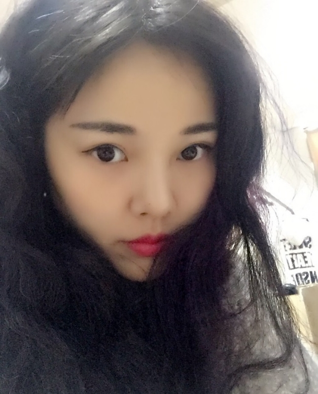 馨馨向荣的第二张照片--邯郸相亲服务中心