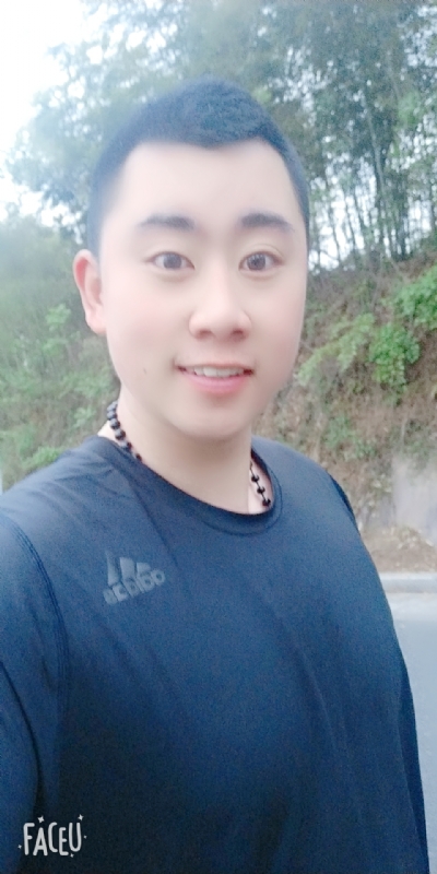 帅小伙的第一张照片--邯郸相亲服务中心