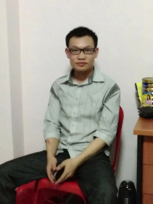 坚强不屈的第一张照片--邯郸相亲服务中心