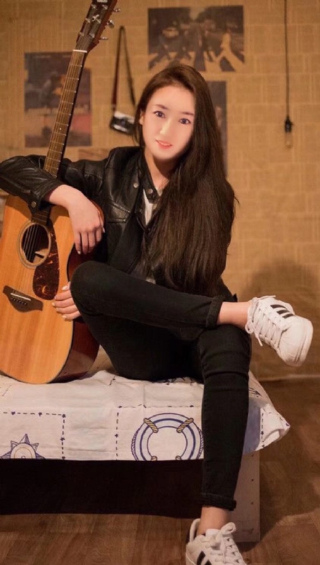 水中月的第一张照片--邯郸相亲服务中心