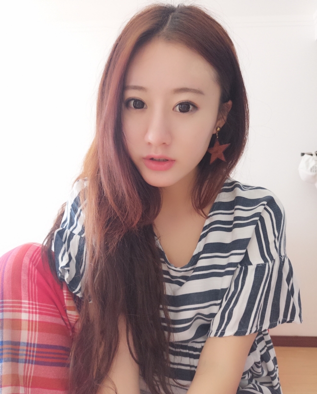 没有故事的女同学的第二张照片--邯郸相亲服务中心