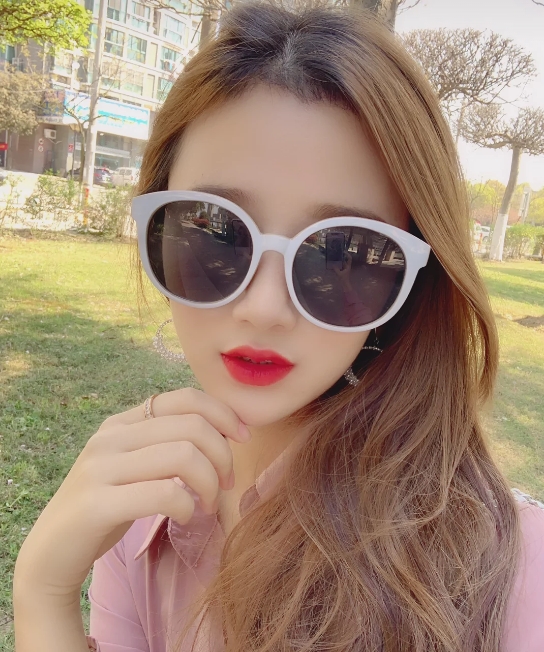 唐小小的第二张照片--邯郸相亲服务中心