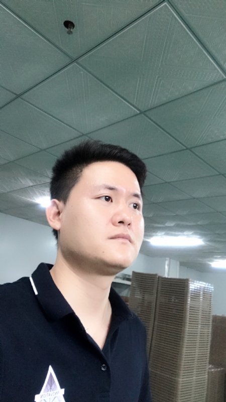 伟的第一张照片--邯郸相亲服务中心