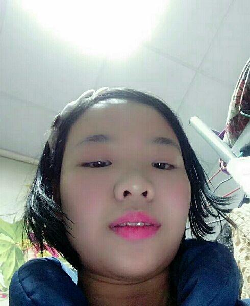 依依的第一张照片--邯郸相亲服务中心