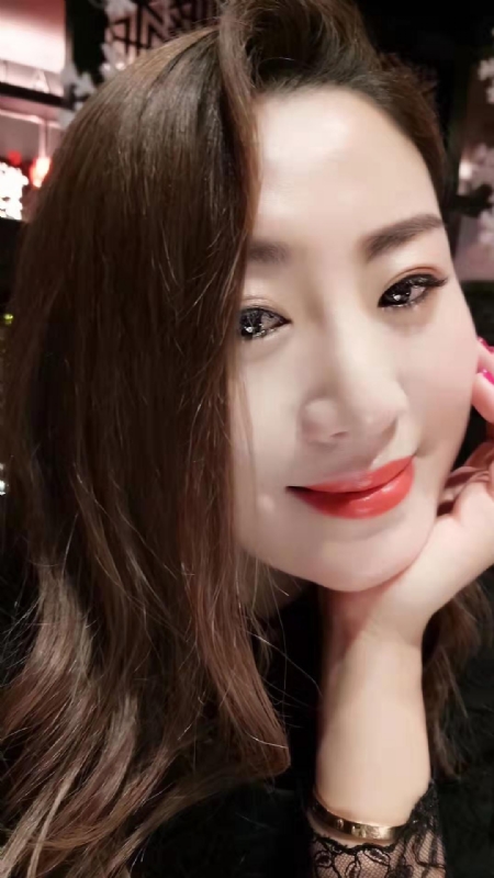 朴凡的第一张照片--邯郸相亲服务中心