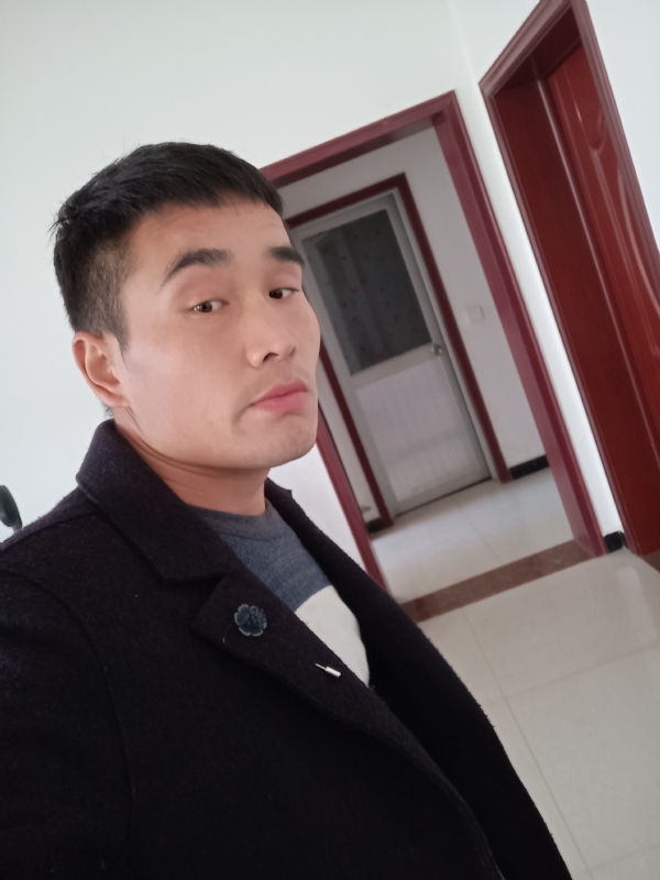 醒醒吧兄弟的第一张照片--邯郸相亲服务中心