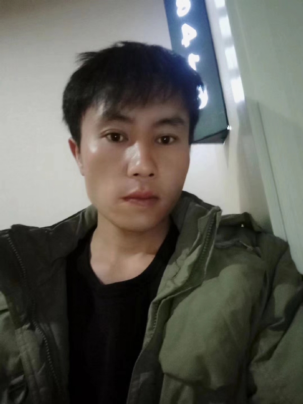 槑头槑脑的第一张照片--邯郸相亲服务中心