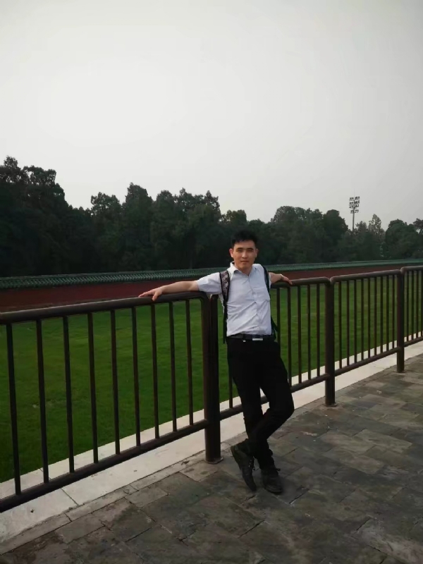 牛郎的第三张照片--邯郸相亲服务中心