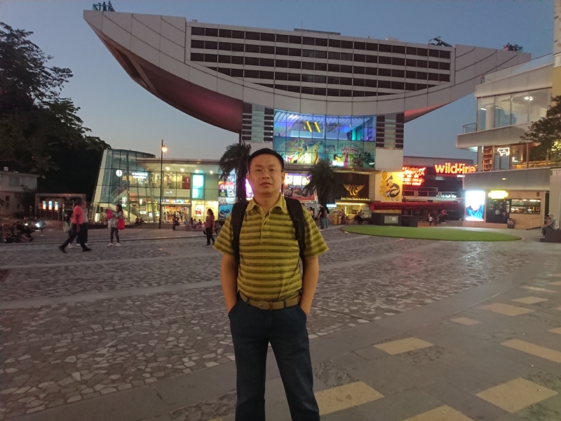 人间四月天的第一张照片--邯郸相亲服务中心