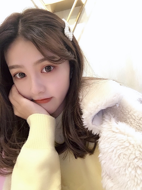 薇薇外送的第一张照片--邯郸相亲服务中心