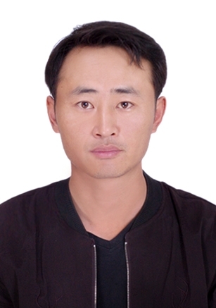 淡漠痕的第二张照片--邯郸相亲服务中心