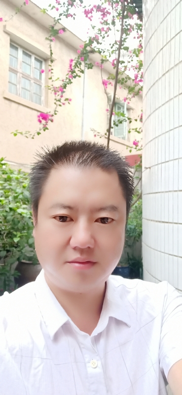 陈欢翔的第一张照片--邯郸相亲服务中心