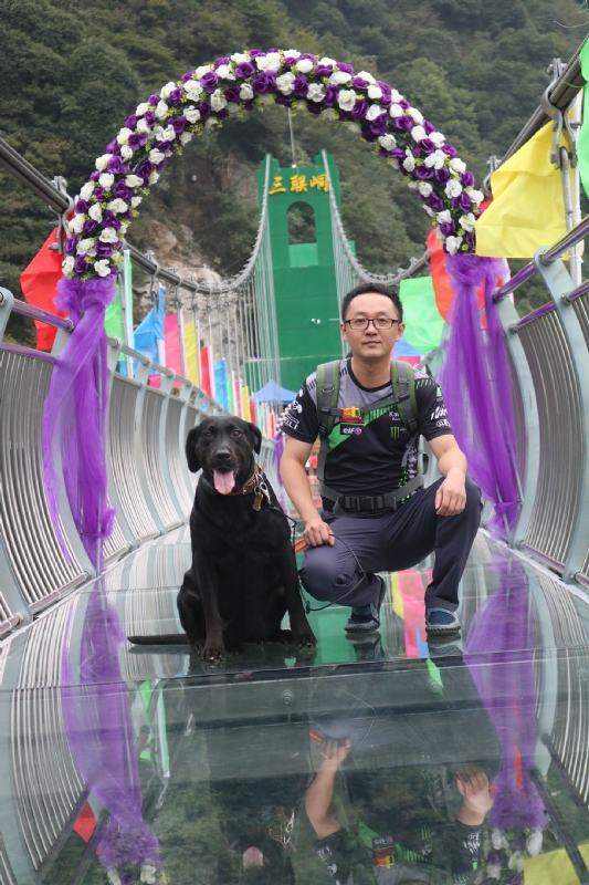 离人的第一张照片--邯郸相亲服务中心