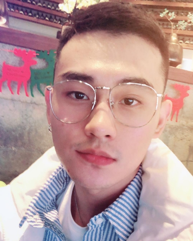 胡强很孤单的第一张照片--邯郸相亲服务中心