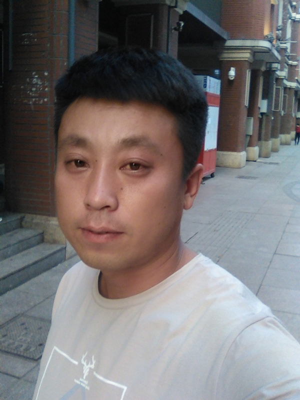 冰冷的心的第一张照片--邯郸相亲服务中心