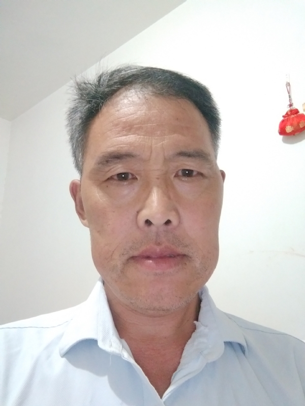 邹学辉的第二张照片--邯郸相亲服务中心