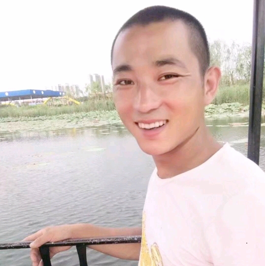 为你等候的第二张照片--邯郸相亲服务中心