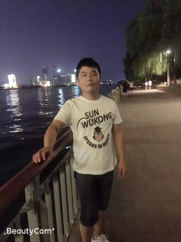 古月的第一张照片--邯郸相亲服务中心