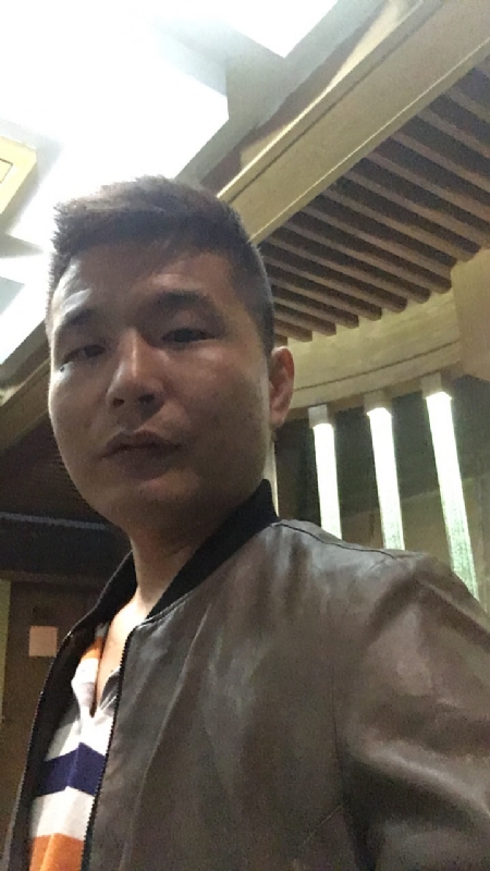 古月的第三张照片--邯郸相亲服务中心