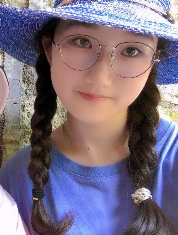 渴望爱情的第一张照片--邯郸相亲服务中心