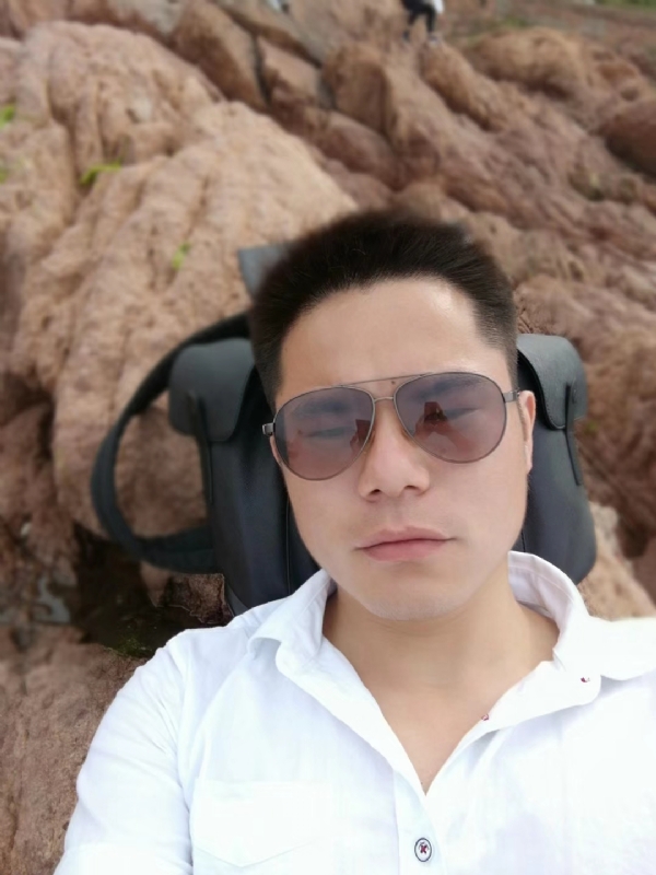 易听的第一张照片--邯郸相亲服务中心