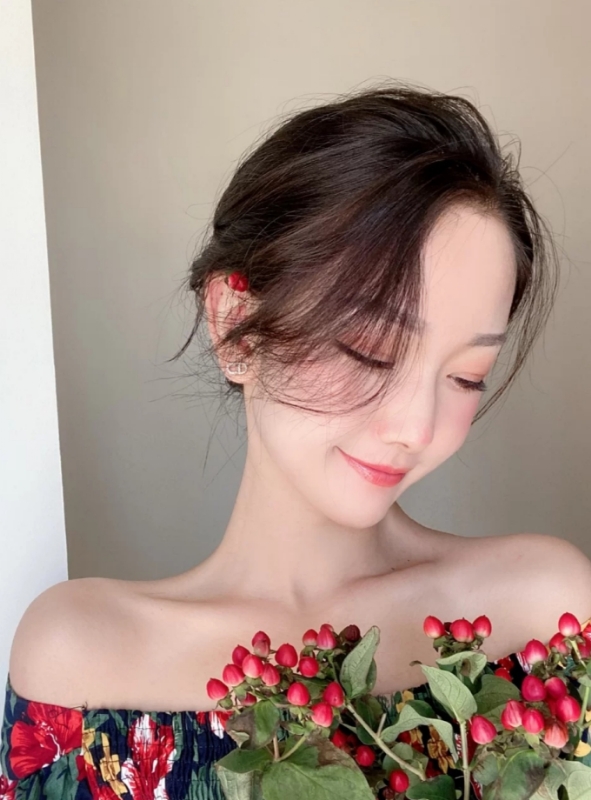 小诗vanessa的第二张照片--邯郸相亲服务中心