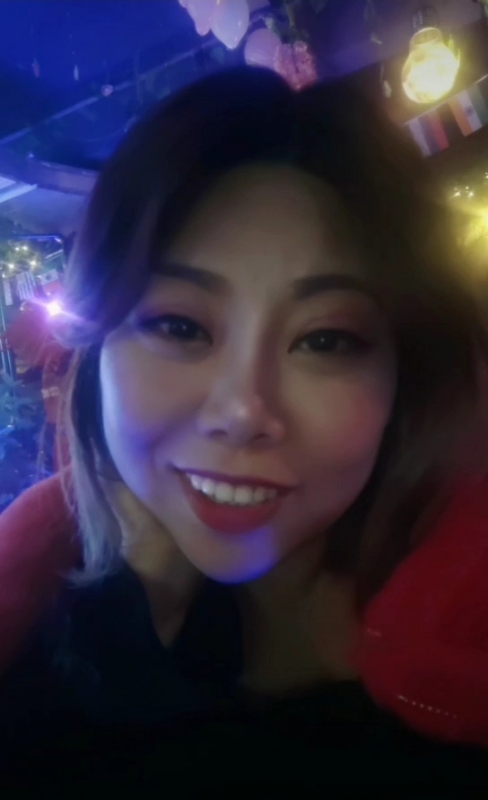 收快递的费仙女的第一张照片--邯郸相亲服务中心