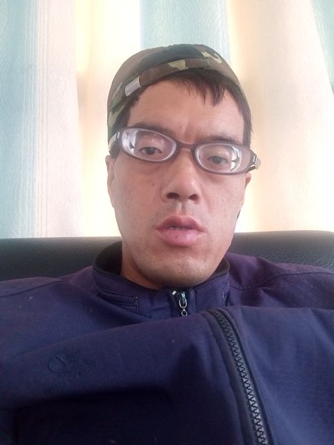 等待有缘人的第一张照片--邯郸相亲服务中心