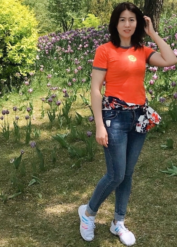 华的第一张照片--邯郸相亲服务中心