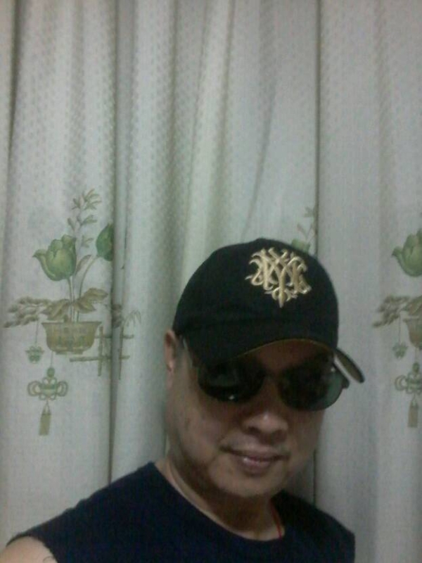 时尚厨男的第一张照片--邯郸相亲服务中心