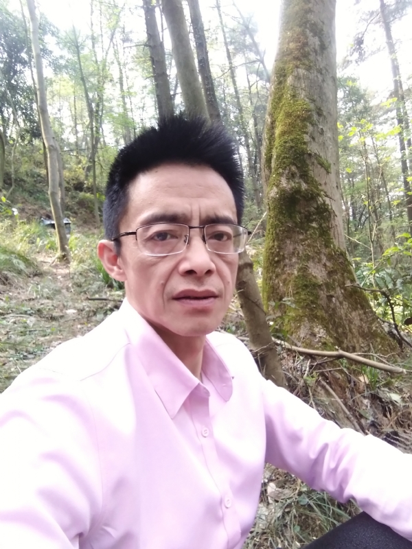 吴彬的第一张照片--邯郸相亲服务中心