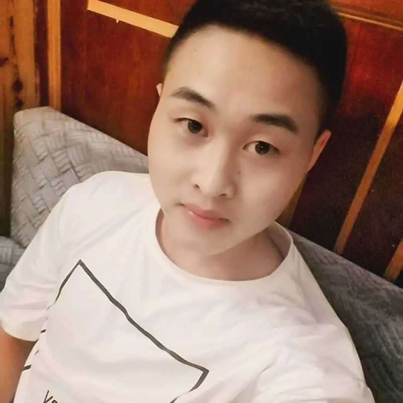 娃娃脸小爸爸的第二张照片--邯郸相亲服务中心