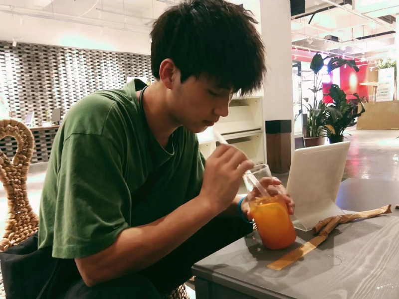 一花一世界的第一张照片--邯郸相亲服务中心