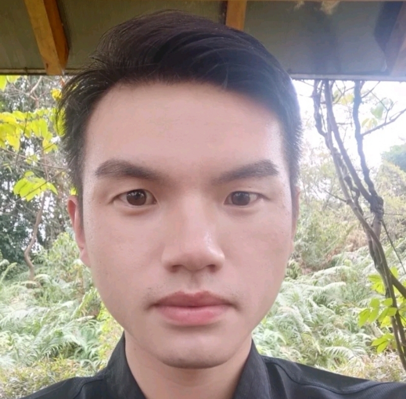 彬彬有礼的第一张照片--邯郸相亲服务中心