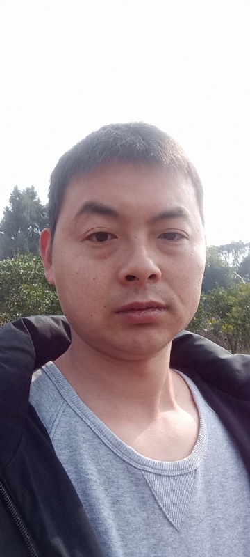 亲亲抱抱我爱你的第一张照片--邯郸相亲服务中心