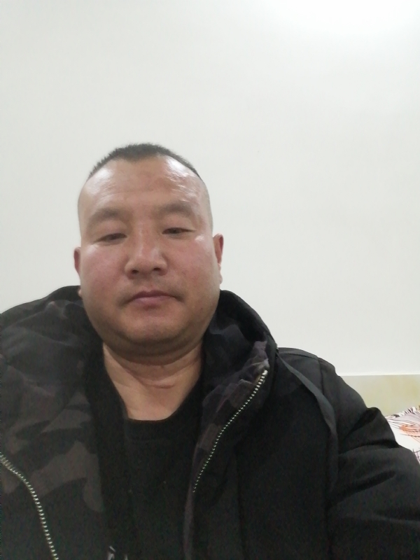 肖小江的第一张照片--邯郸相亲服务中心