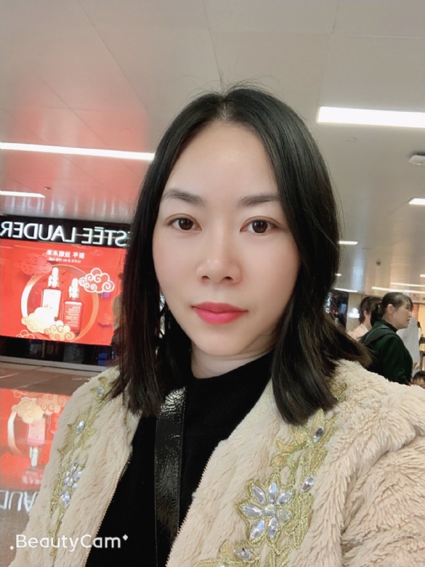 HuangXiao的第一张照片--邯郸相亲服务中心