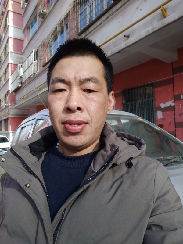 华哥的第二张照片--邯郸相亲服务中心