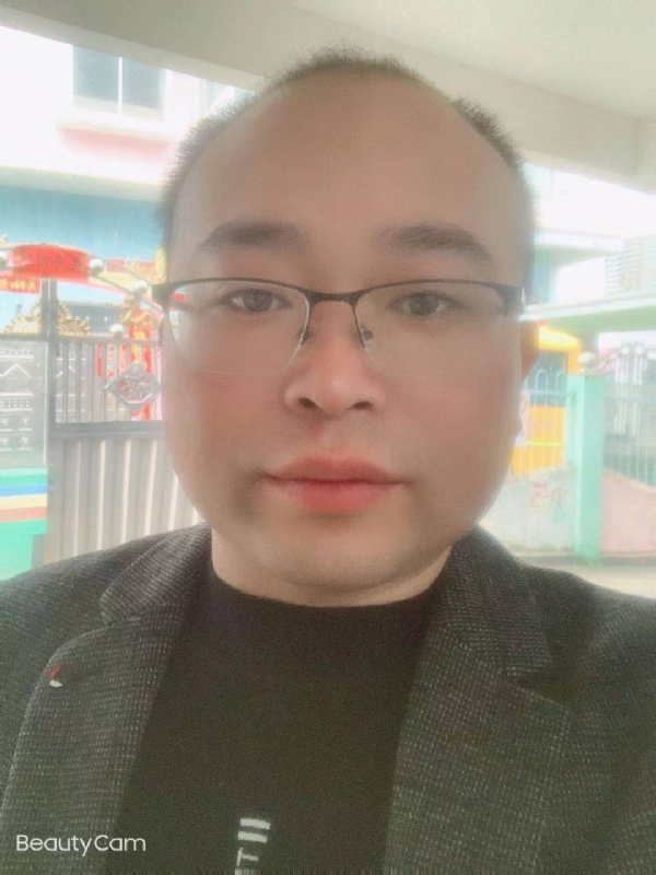 海阔凭鱼跃的第一张照片--邯郸相亲服务中心