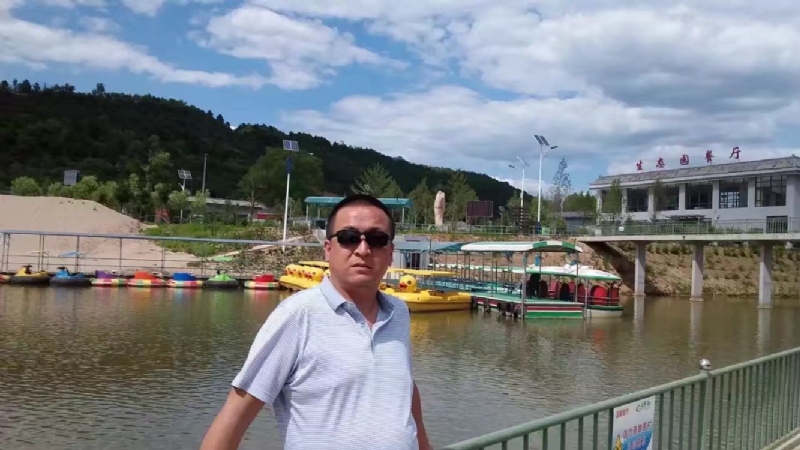 一三缺四的第一张照片--邯郸相亲服务中心