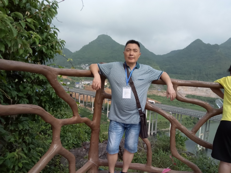 岁月无声的第一张照片--邯郸相亲服务中心