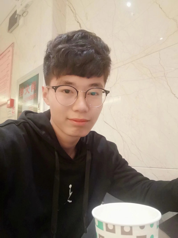 小张的第一张照片--邯郸相亲服务中心