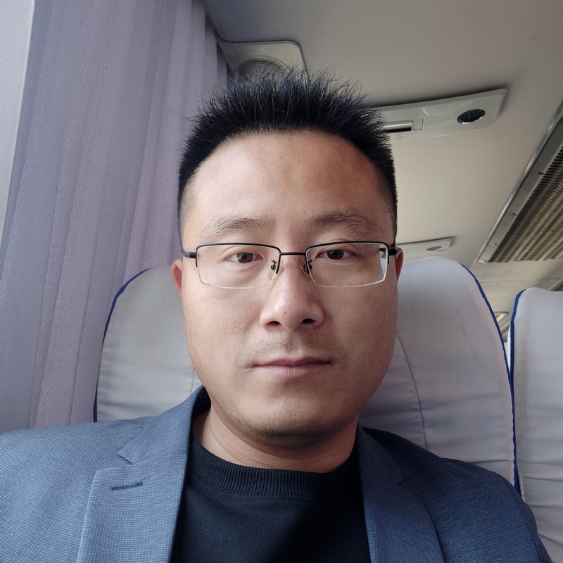 桑业挺的第一张照片--邯郸相亲服务中心