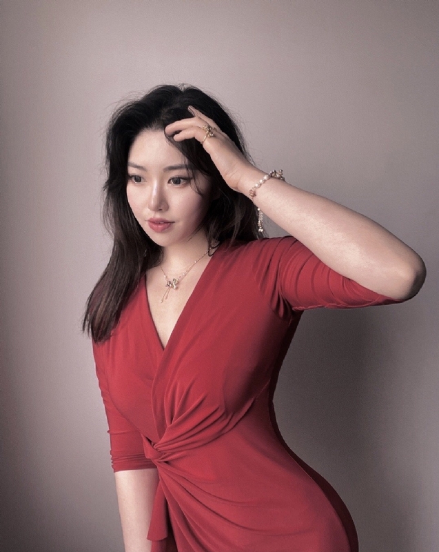 YANGYANG的第一张照片--邯郸相亲服务中心